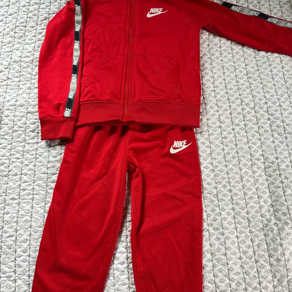 Toddler Nike Bright Red Zip-Up Jacket & Pants